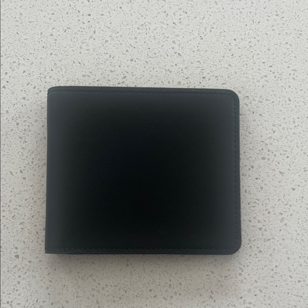 Rudsak Black Leather Billfold Wallet New